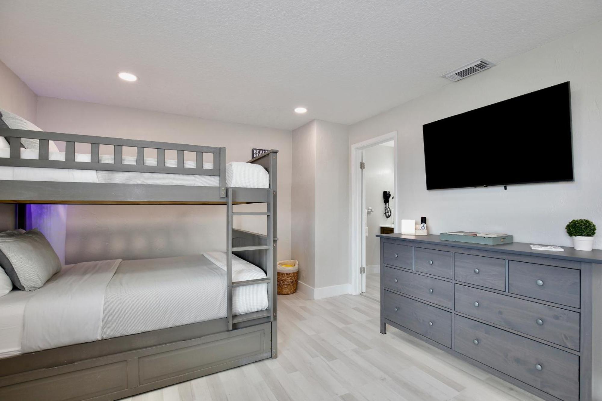 Zen Beach Retreat - Ocean View Townhouse -No Drive Beach Ню Смирна Бийч Екстериор снимка